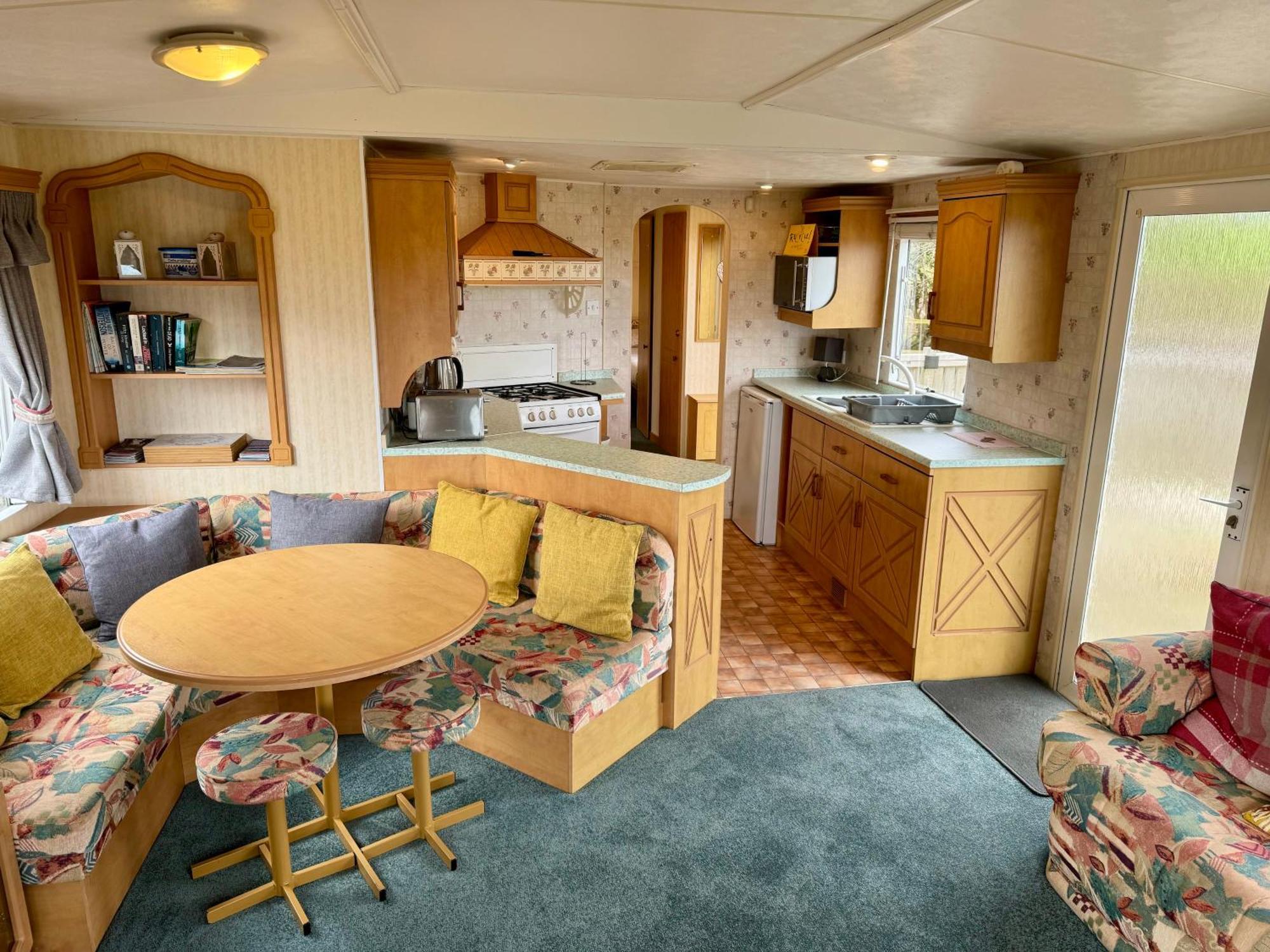 Snowdon Bay - North Wales - Stunning Llyn Peninsula Mountain & Ocean Views - Wilde Retreats Villa Pwllheli Buitenkant foto