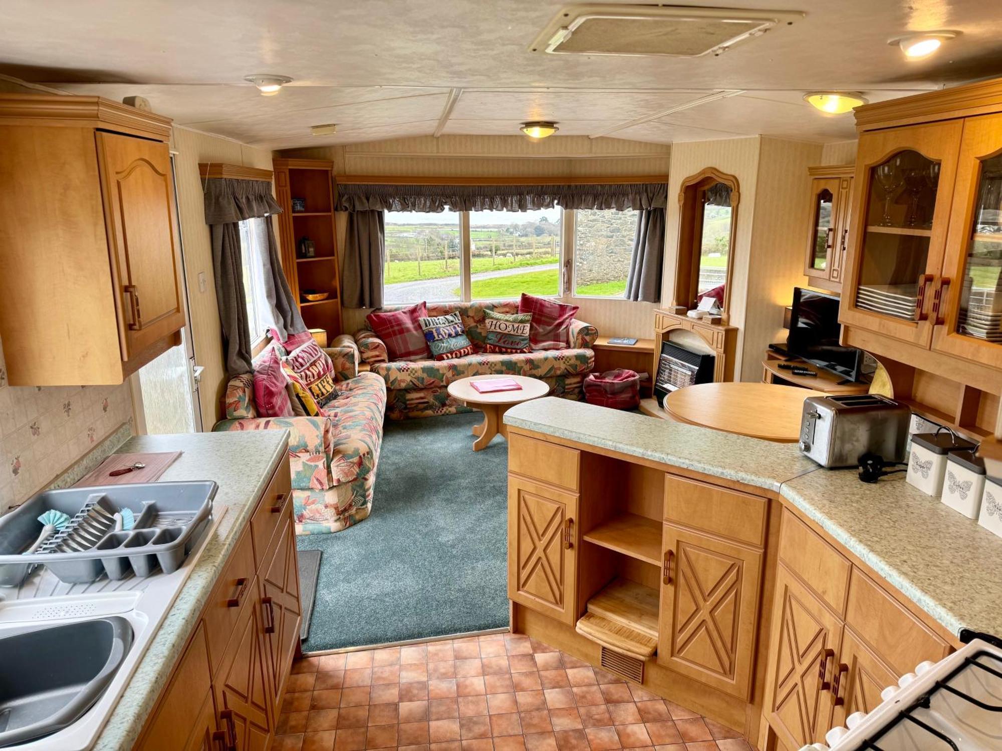 Snowdon Bay - North Wales - Stunning Llyn Peninsula Mountain & Ocean Views - Wilde Retreats Villa Pwllheli Buitenkant foto